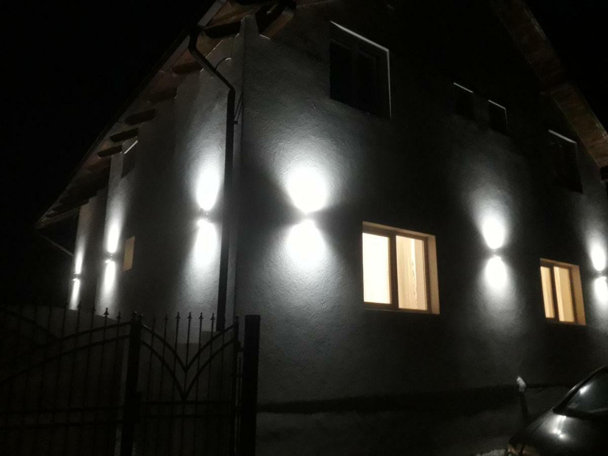 فندق Casa Arabela Vişeu de Sus المظهر الخارجي الصورة